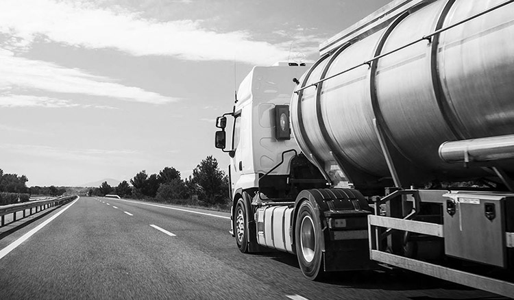 Commercial Vehicle insurance teaser image - black and white